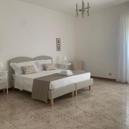 Porta Napoli Rooms Лечче Экстерьер фото