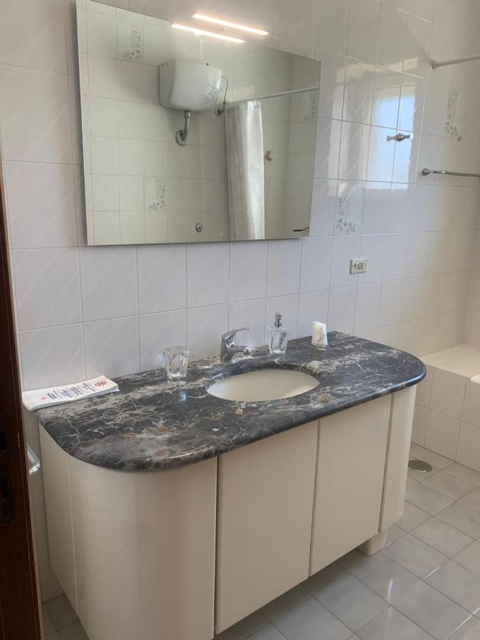 Porta Napoli Rooms Лечче Экстерьер фото
