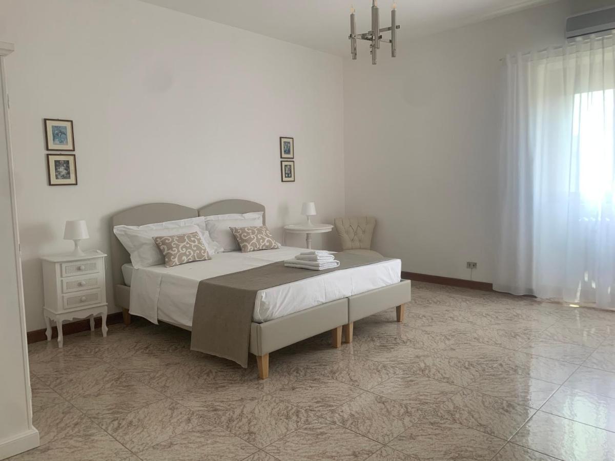 Porta Napoli Rooms Лечче Экстерьер фото